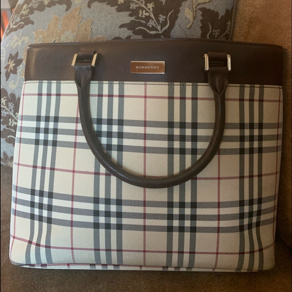 SOLD. Authentic Burberry Handbag